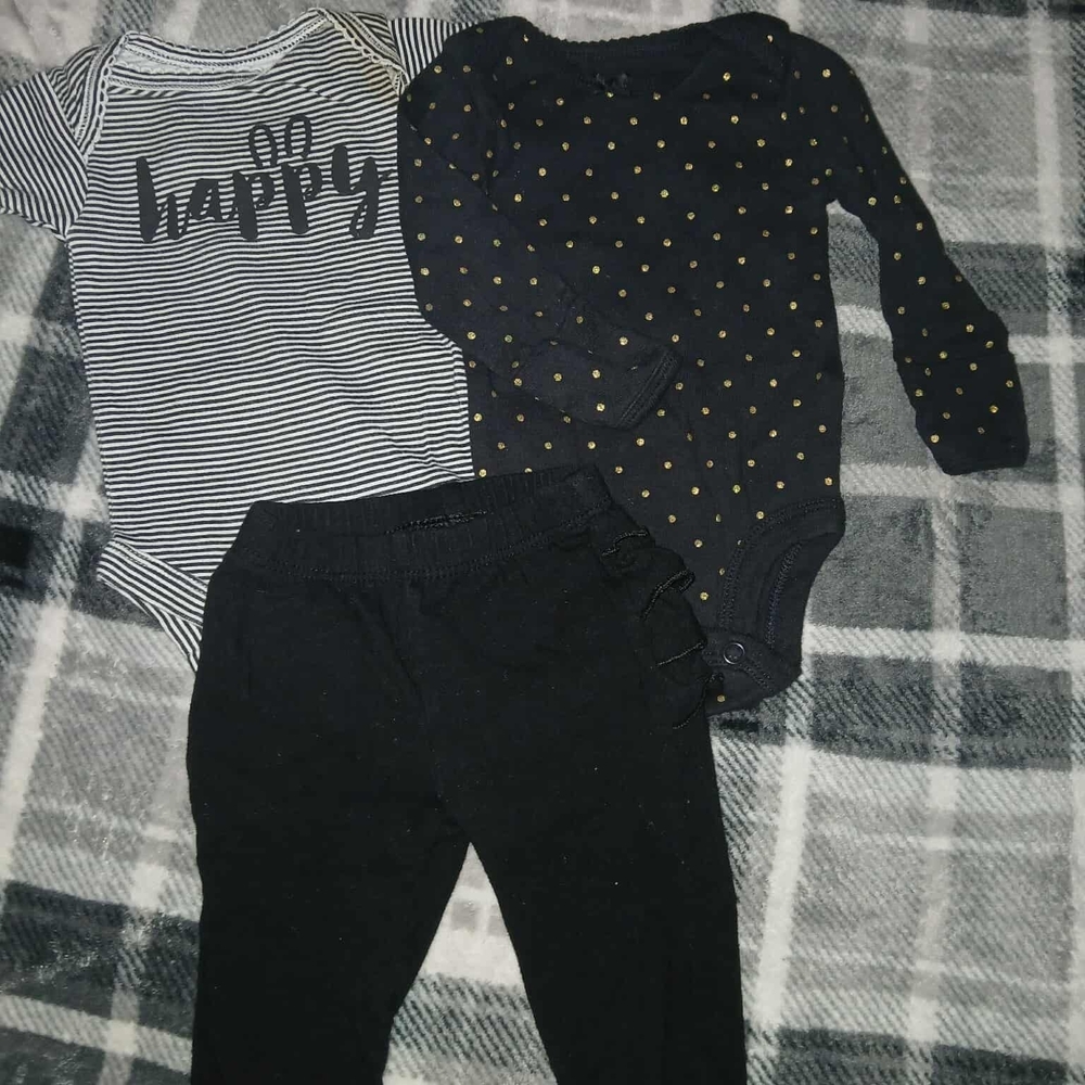 Carters Onsie & Pants Set Size NEWBORN